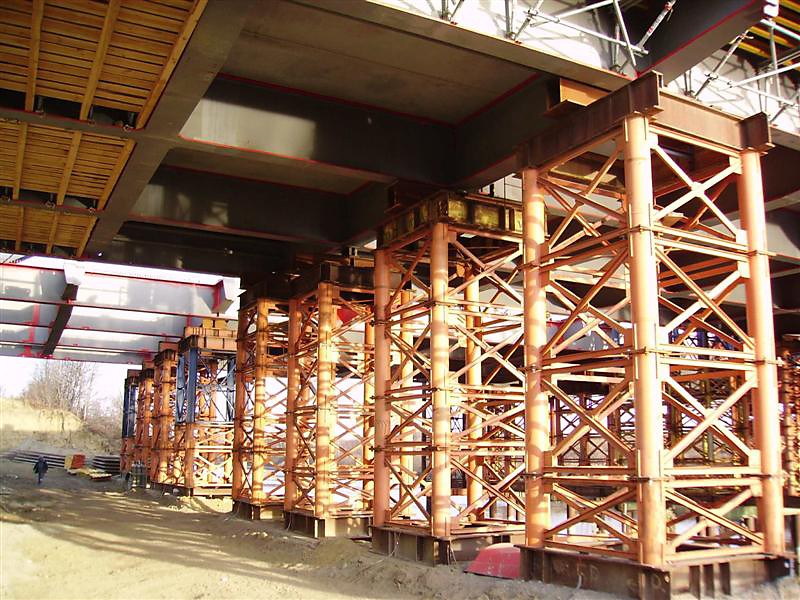Podpory mostowe - klatkowe mostowe segmentowe